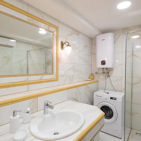 Awesome In With Wifi Apartment *